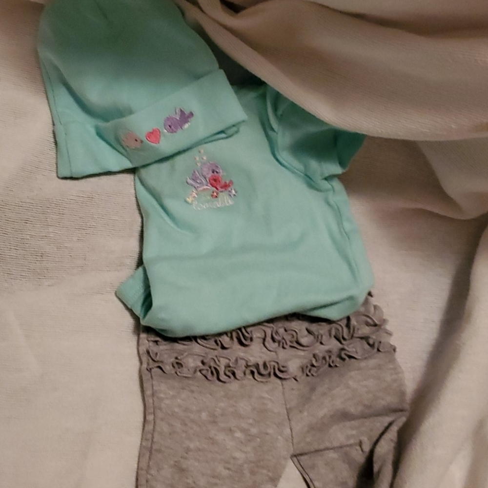 Baby clothes